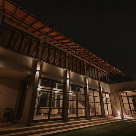 Negombo Heights Bed & Breakfast Wennappuwa Екстериор снимка