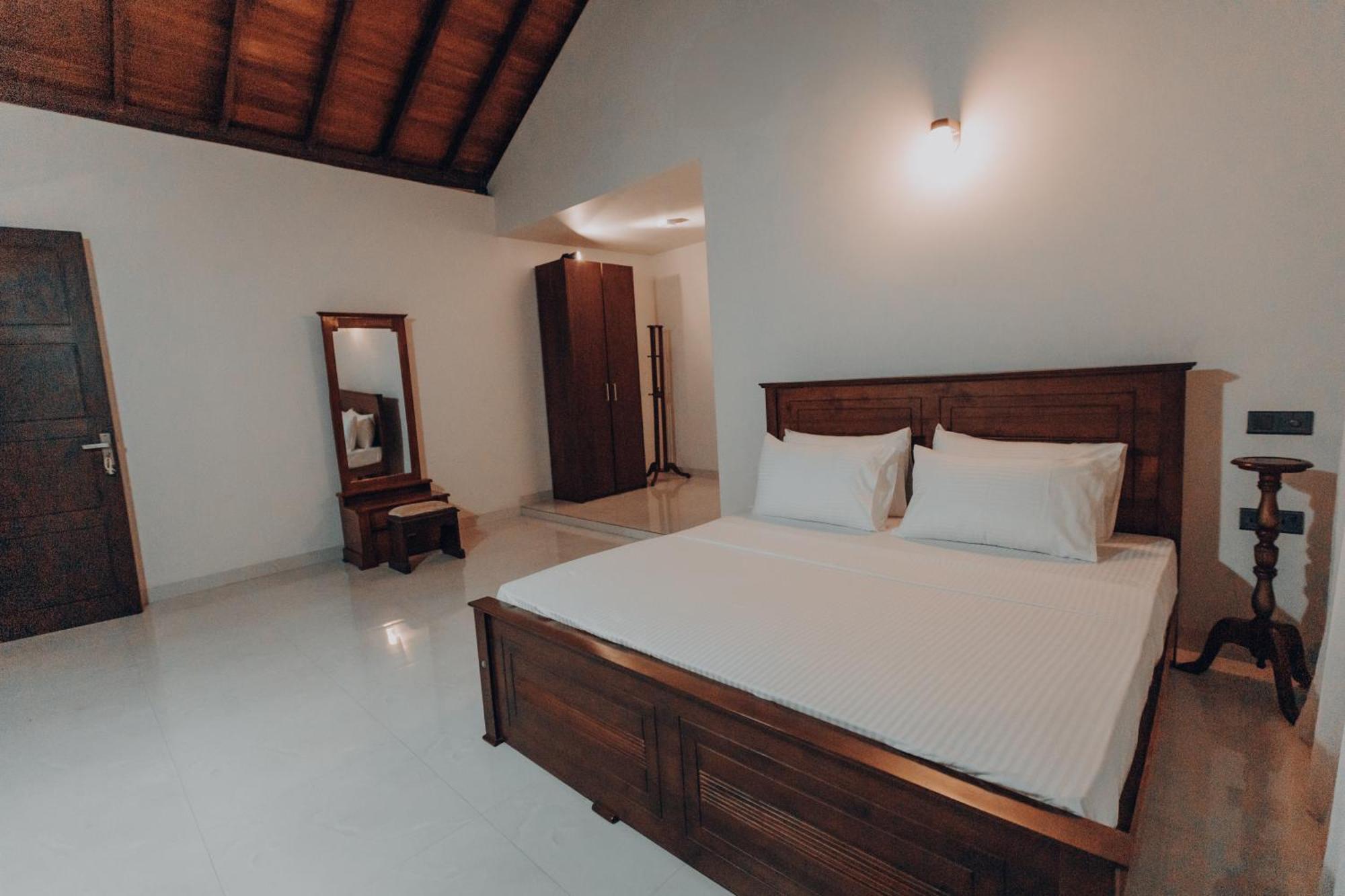 Negombo Heights Bed & Breakfast Wennappuwa Екстериор снимка